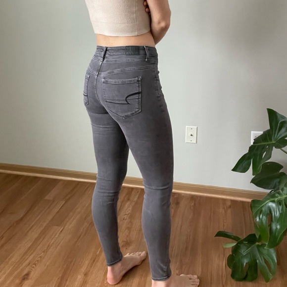 American Eagle grey super high rise skinny jean - Picture 4 of 5